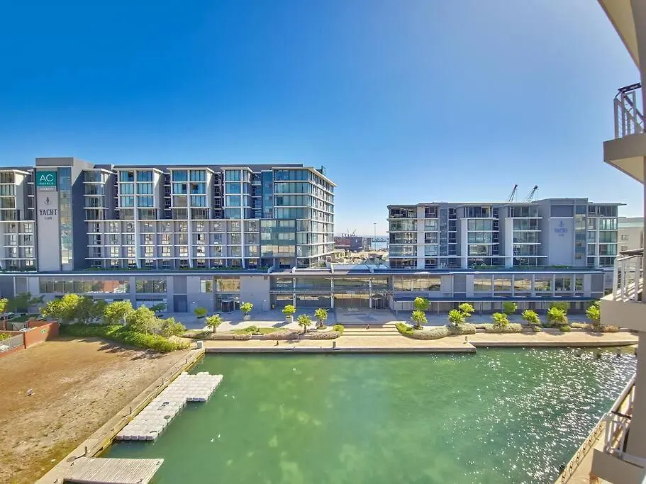 Apartment Luxurious, Canal Apt W Pool+Wifi, V&A On Doorstep Cape Town
