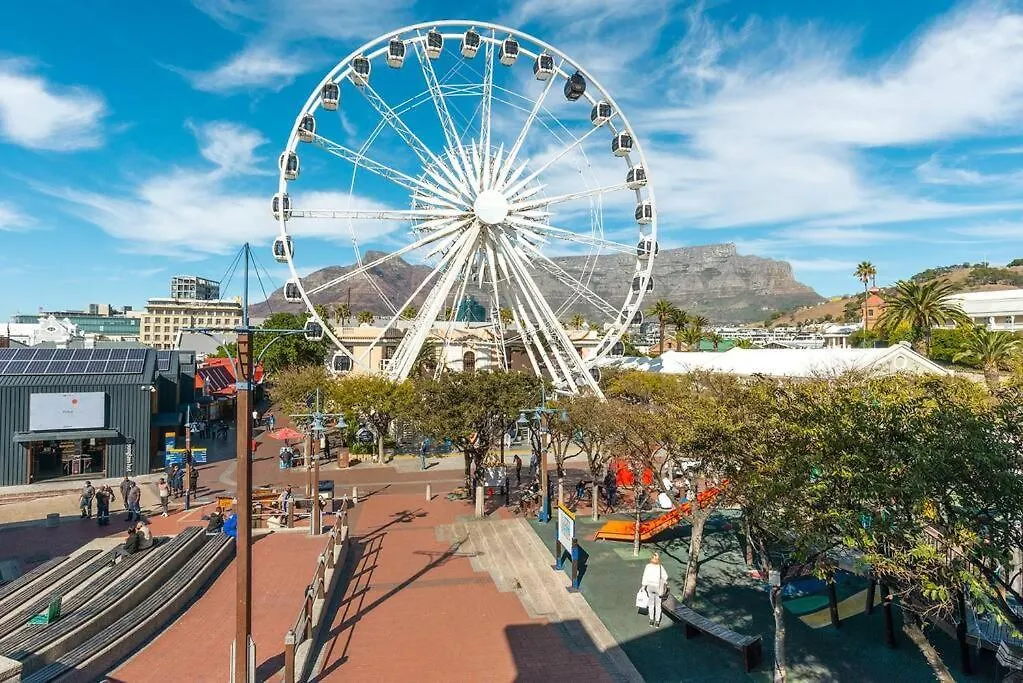 Luxurious, Canal Apt W Pool+Wifi, V&A On Doorstep Cape Town 0*,  South Africa